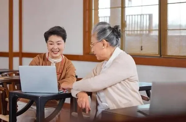 “隱性饑餓”下的中老年人，如何脫困？